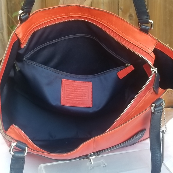 Stunning Coach leather tri-color tote handbag - Picture 13 of 14